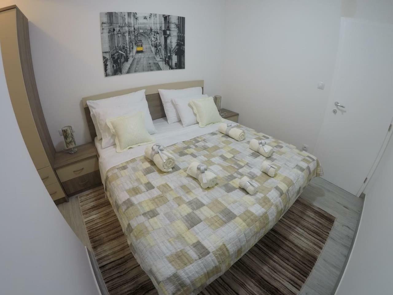 The Globetrotter'S Residence Kastel Novi Luaran gambar